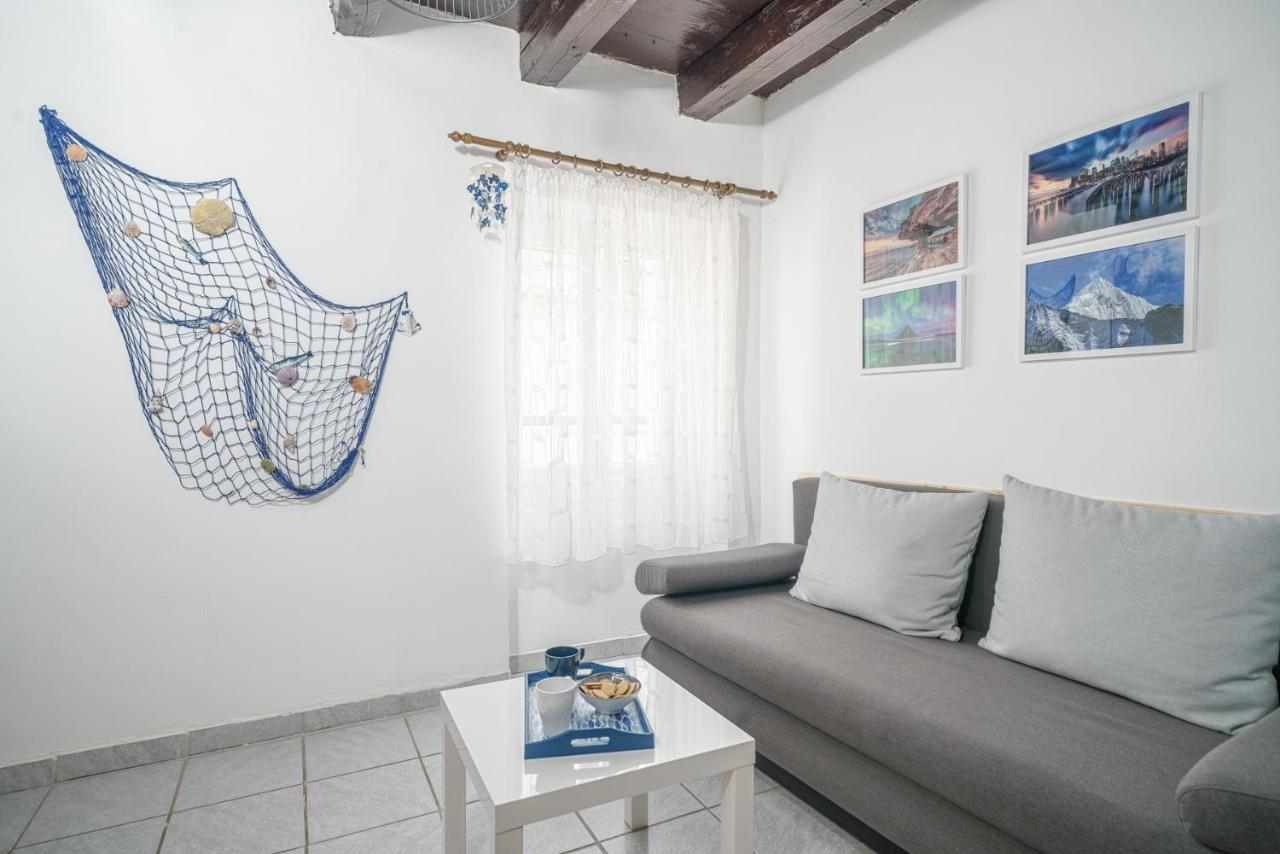 Studio Apartman Salis Vodice Apartment Екстериор снимка